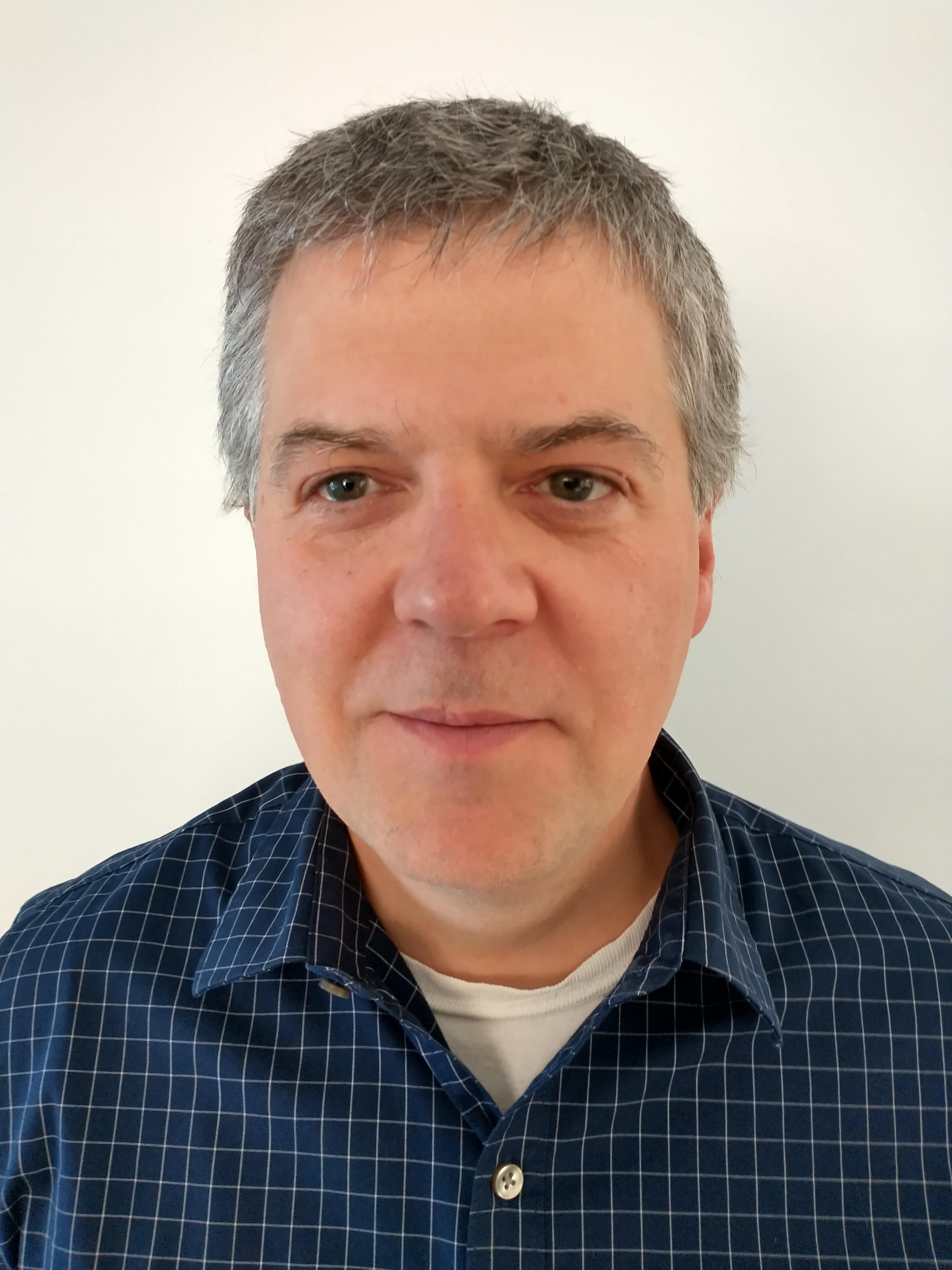 Thomas-Zanon-HeadShotX (1)